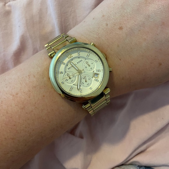 Gold Michael Kors Watch - Picture 5 of 5